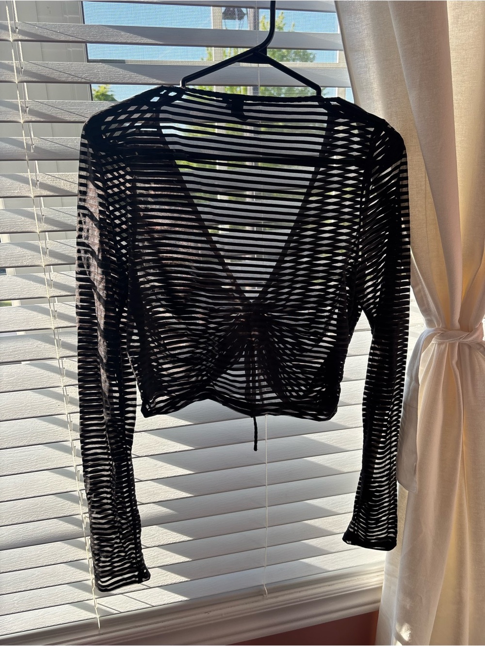 Urban Outfitters Black Sheer Ruched Long-Sleeve top - Picture 2 of 4